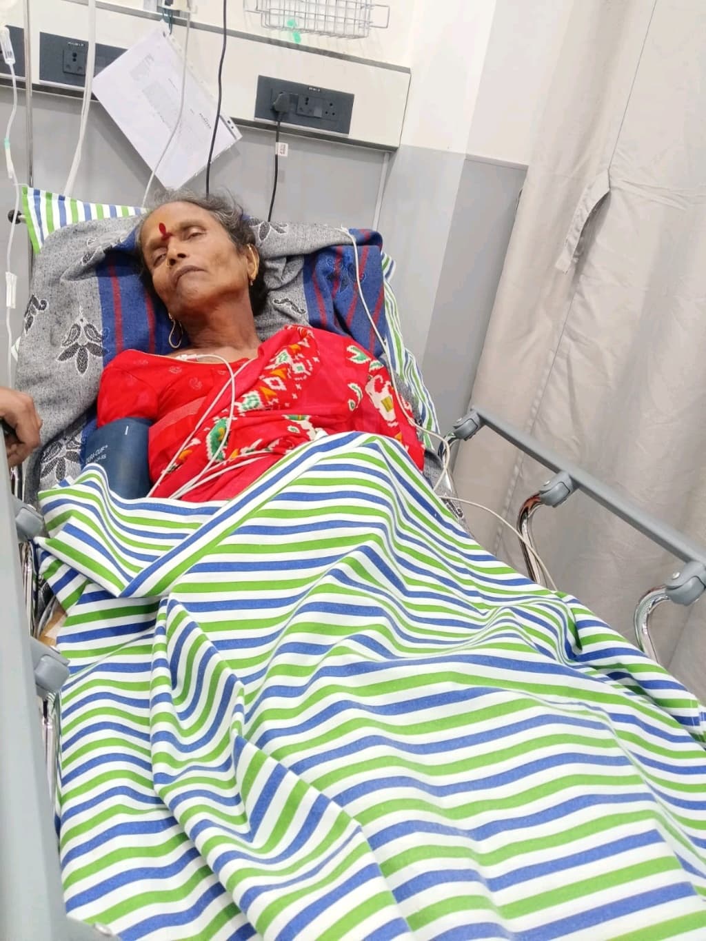 Help My Mother Radhika Lakshmi Fight Throat Cancer